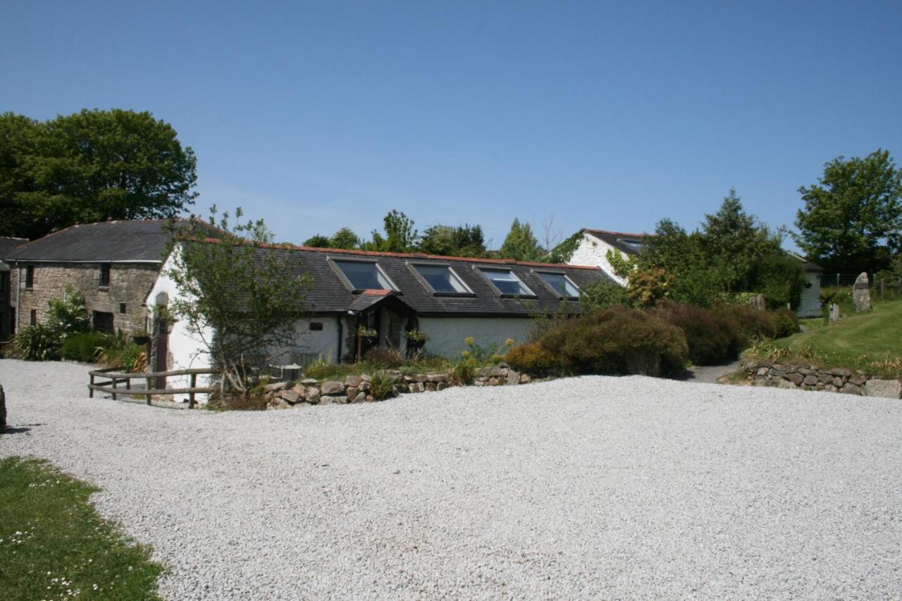 Cosy Barn On Rural Smallholding With Alpacas, Goats & Pigs Stithians 외부 사진